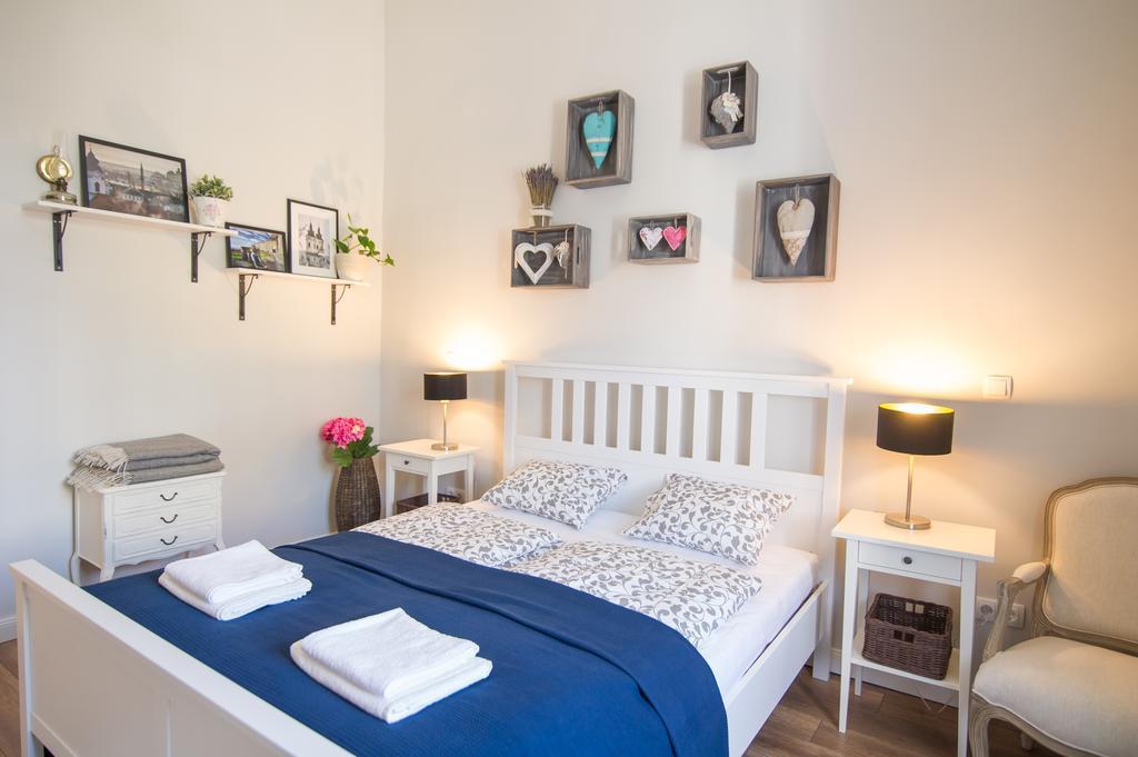 Brody Apartman Eger Extérieur photo